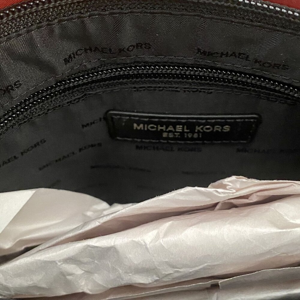 Michael Kors Kent Medium Nylon Flat Crossbody Bag NWT - Picture 10 of 12